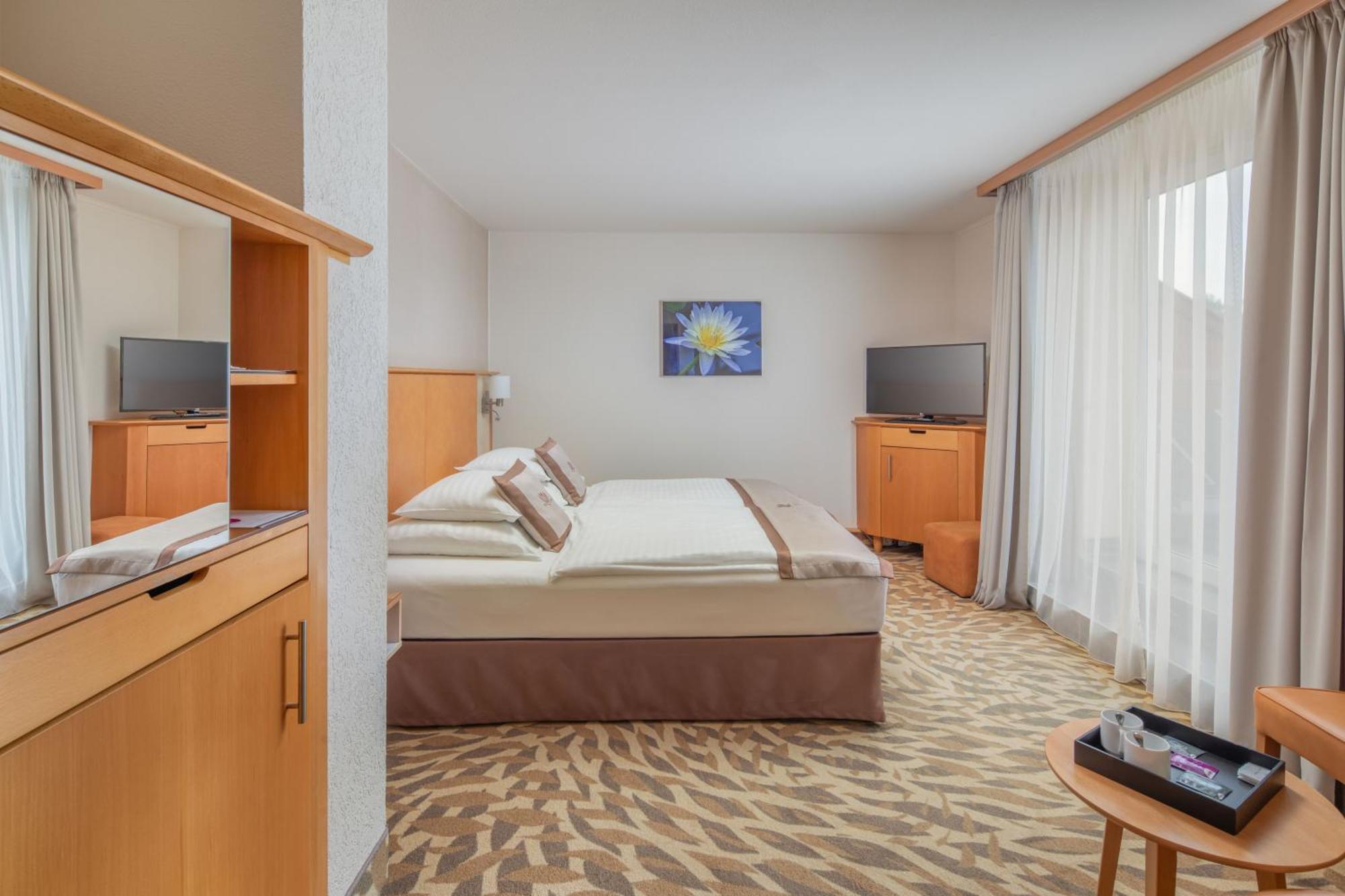 Double Room Balcony Top Floor