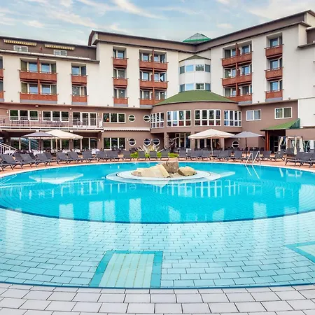 Lotus Therme Hotel & Spa-2
